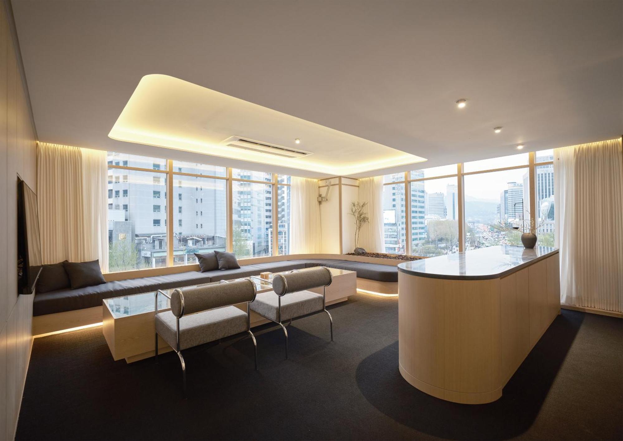 Uh Suite Seoul Deoksugung Bagian luar foto