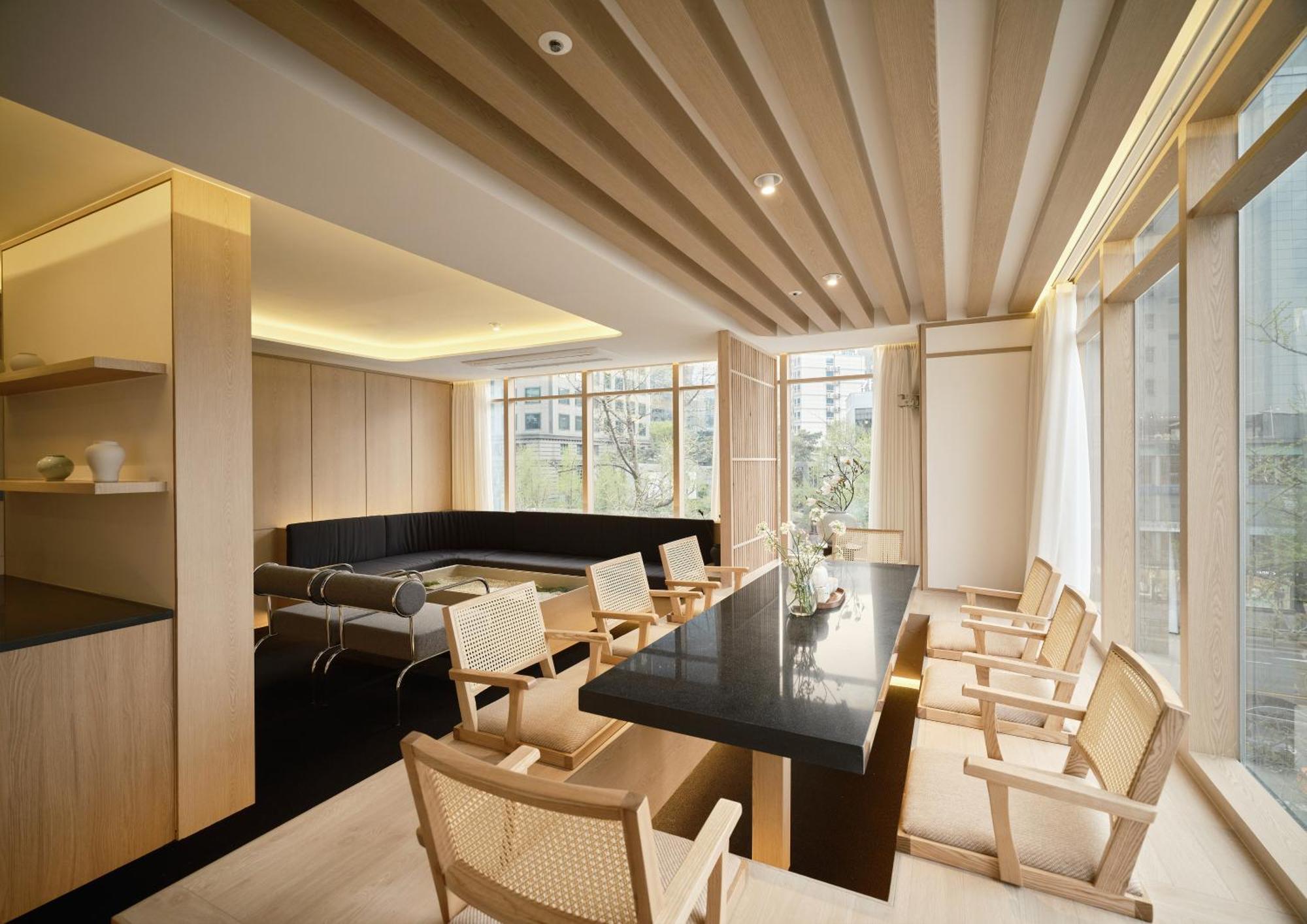 Uh Suite Seoul Deoksugung Bagian luar foto