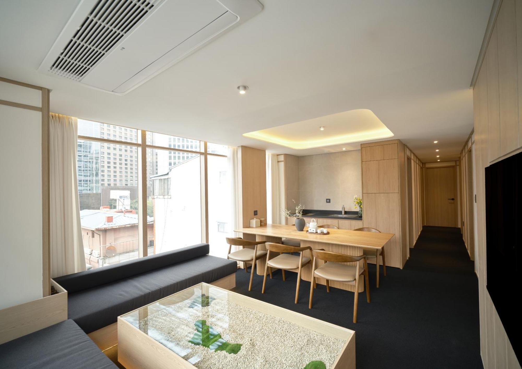Uh Suite Seoul Deoksugung Bagian luar foto