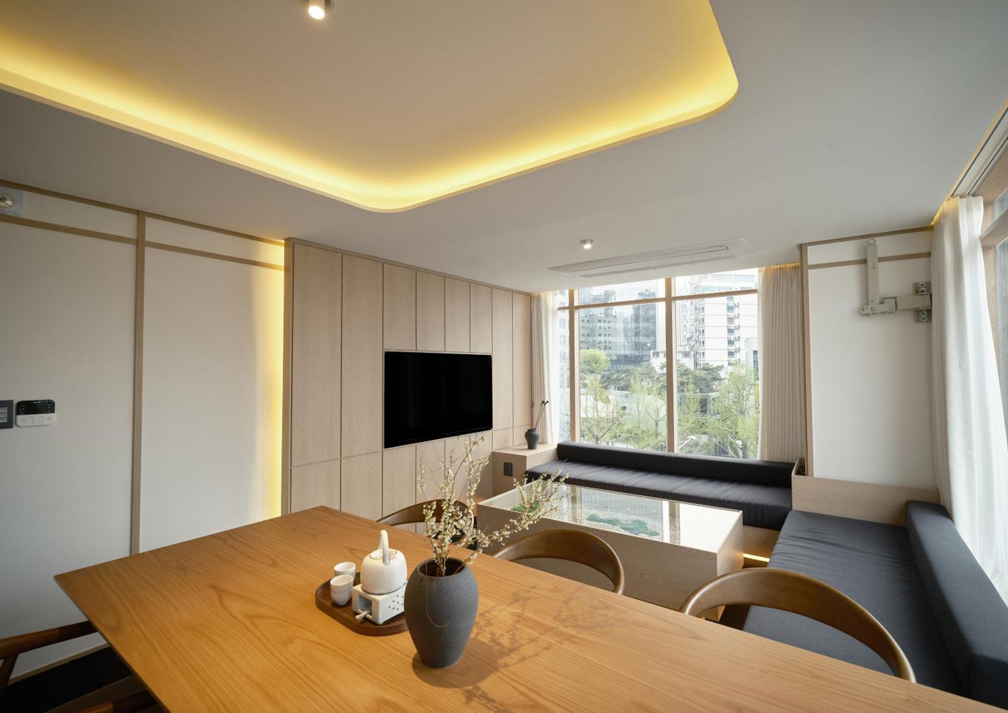 Uh Suite Seoul Deoksugung Bagian luar foto