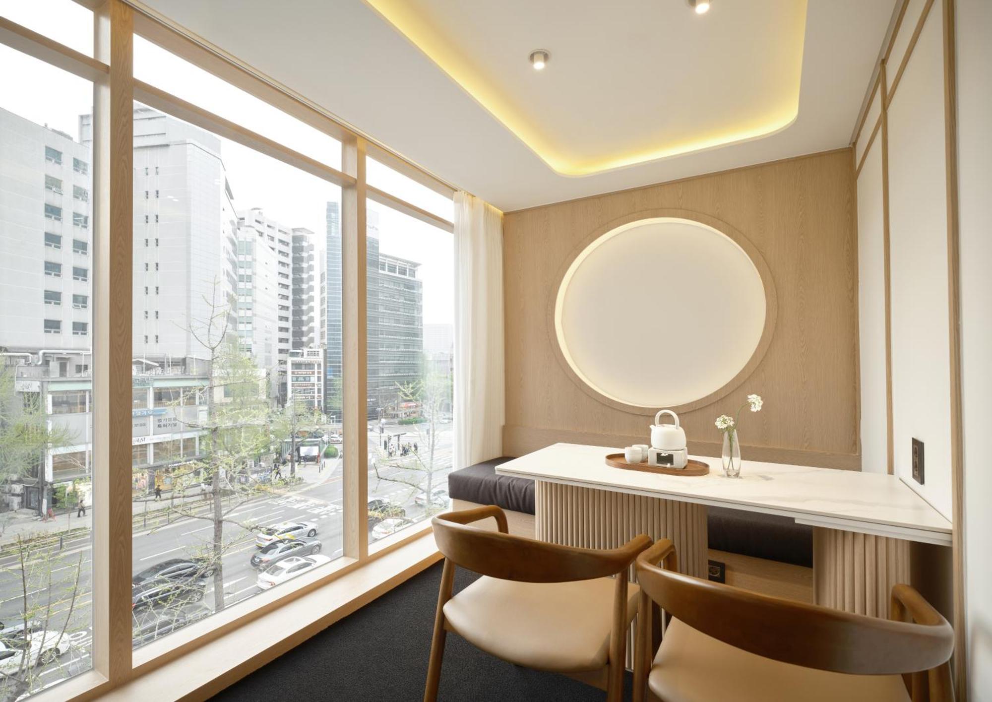 Uh Suite Seoul Deoksugung Bagian luar foto
