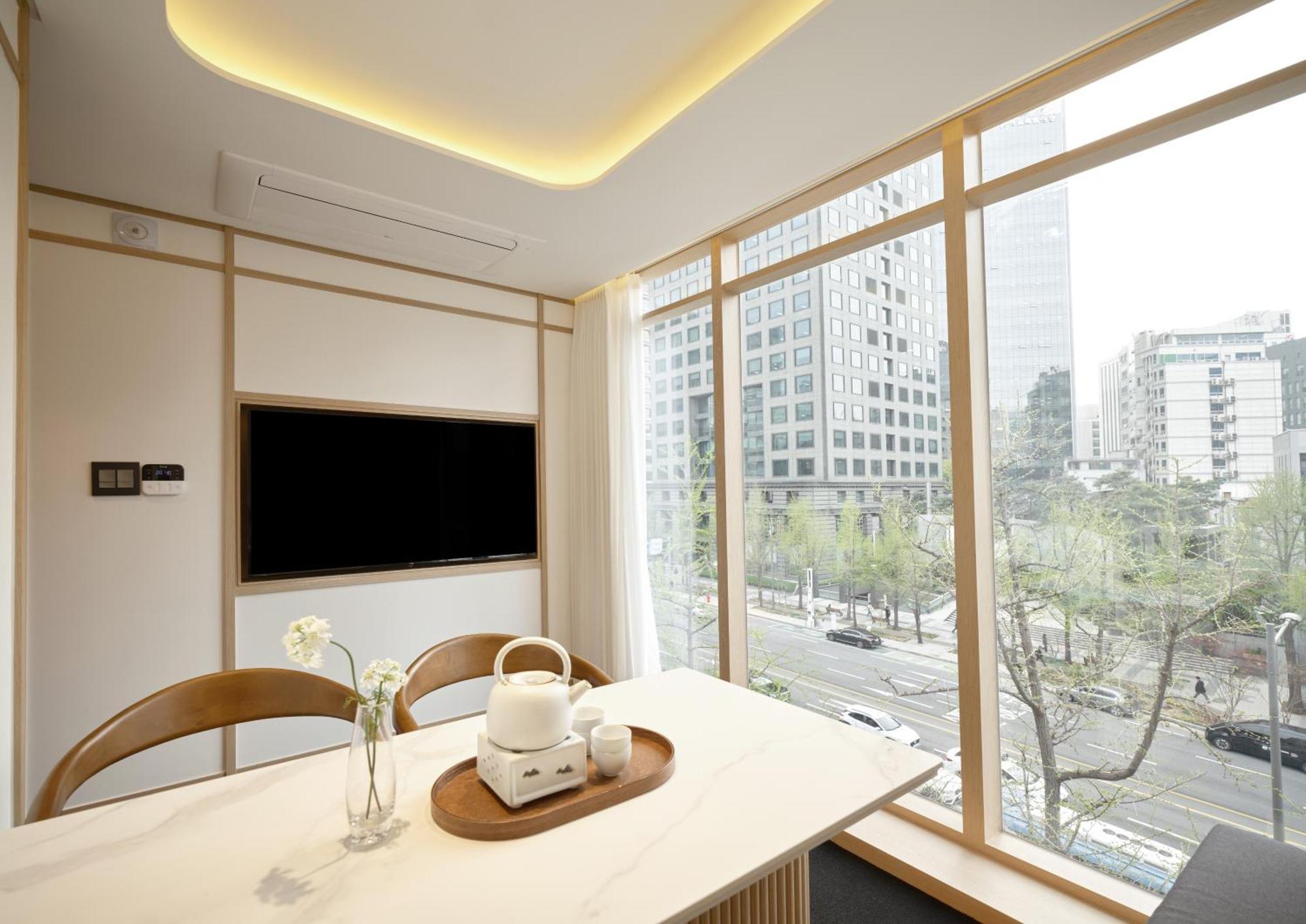 Uh Suite Seoul Deoksugung Bagian luar foto